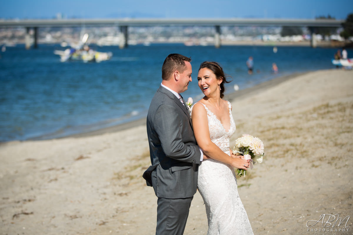 paradise-point-resort-san-diego-wedding-photograper-0024 Paradise Point Resort | Mission Bay | Rebecca + Steve’s Wedding Photography