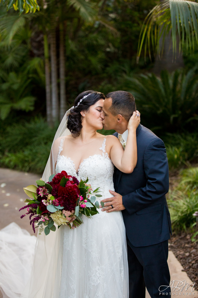 grand-tradition-estate-san-diego-photographer-0034 Grand Tradition Estate | Fallbrook | Jessica + Ben’s Wedding Photography