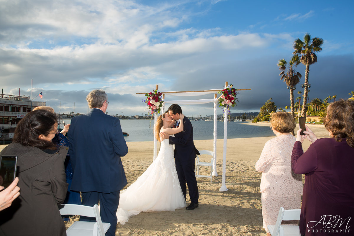 bahia-resort-san-diego-wedding-photography-san-diego-engagement-photographer-0034 Bahia Resort | Mission Bay | Lisa + Michael’s Wedding Photography