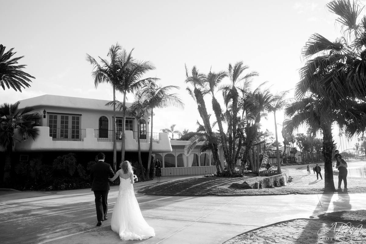 bahia-resort-san-diego-wedding-photography-san-diego-engagement-photographer-0036 Bahia Resort | Mission Bay | Lisa + Michael’s Wedding Photography