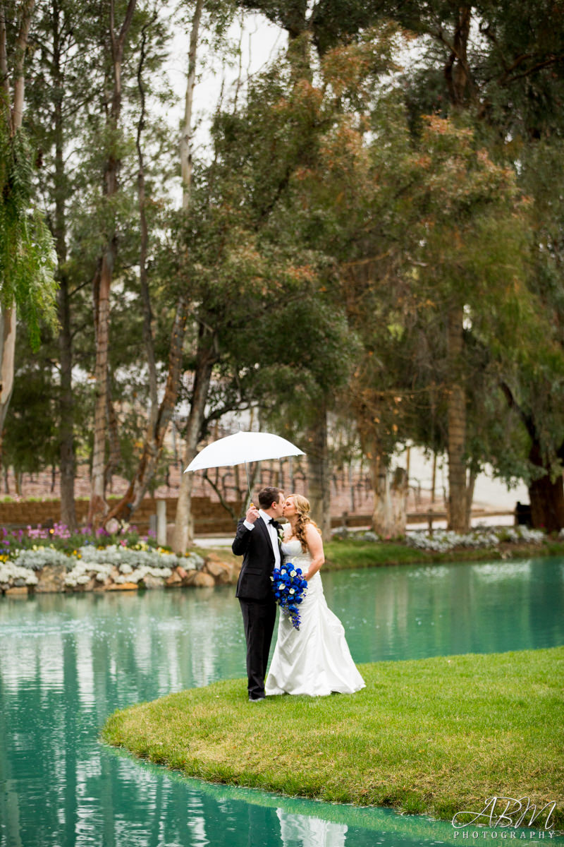 lake-oak-meadows-wedding-and-evets-san-diego-wedding-photography-0006 Lake Oak Meadows Weddings and Events | Temecula | Stephanie + Kyle’s Wedding Photography