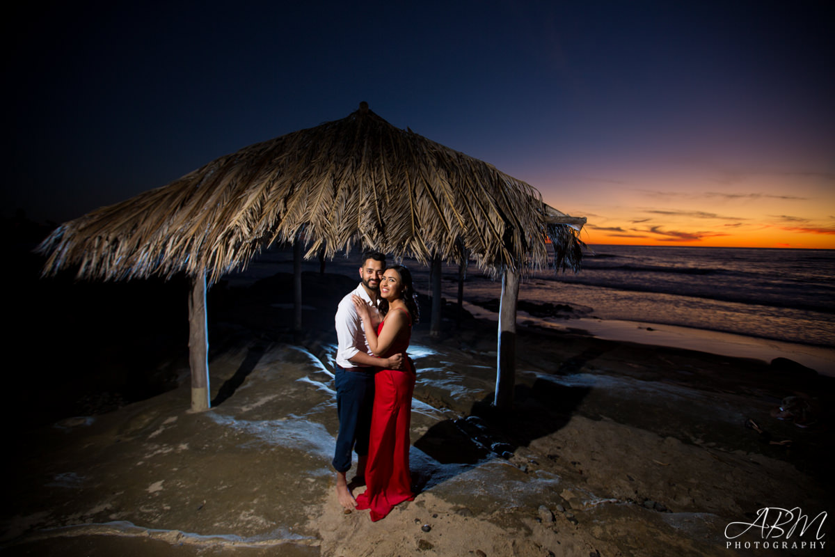 windansea-beach-san-diego-wedding-photography-san-diego-engagement-photographer-0023 Windansea Beach | La Jolla | Rabia + Miraj’s Engagement + Portrait Photography