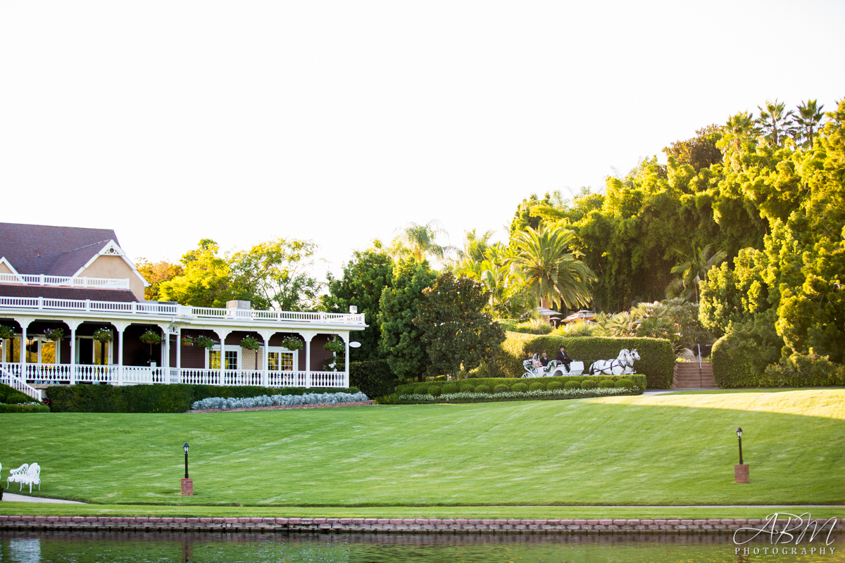 grand-tradition-estate-san-diego-wedding-photography-0024 The Grand Tradition Estate - Beverly Mansion | Fallbrook | Desirae + Jerry’s Wedding Photography