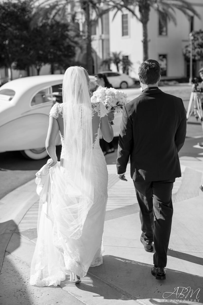 la-valencia-hotel-san-diego-wedding-photography-0030 Founders Chapel | La Valencia Hotel | La Jolla | Alexandra + David’s Wedding Photography