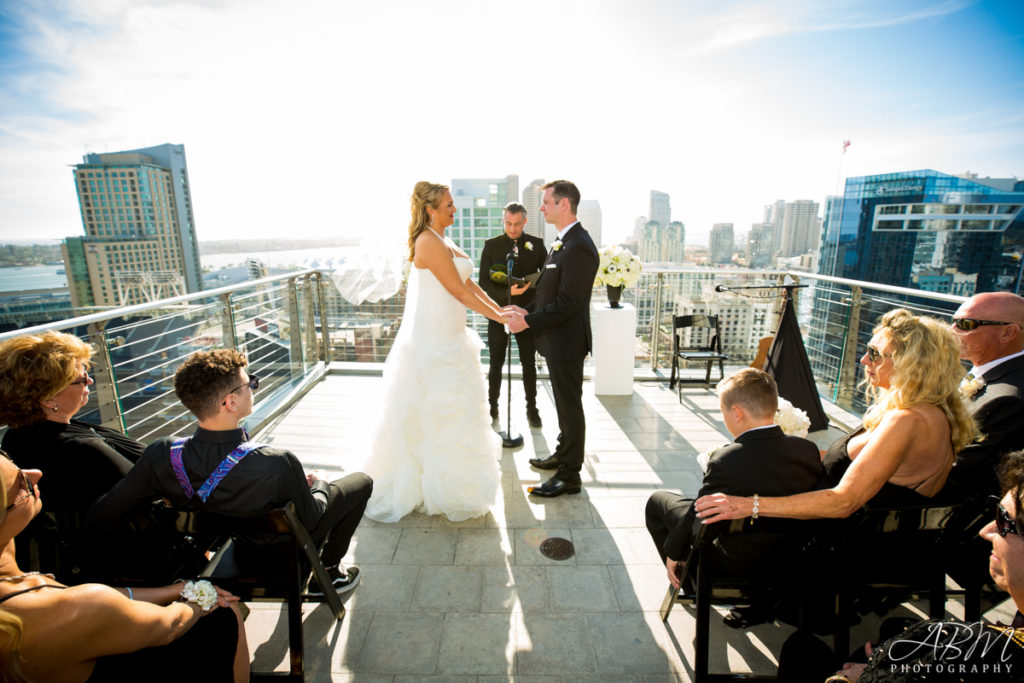 ultimate-skybox-san-diego-wedding-photographer-0028-1024x683 Ultimate Skybox at Diamond View | San Diego | Aaron + Sierra’s Wedding Photography