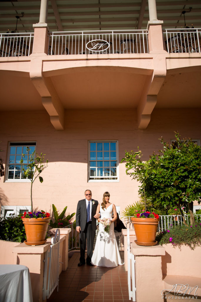 la-valencia-hotel-san-diego-wedding-photographer-0033-683x1024 La Valencia Hotel | La Jolla | Erin + Federico’s Wedding Photography