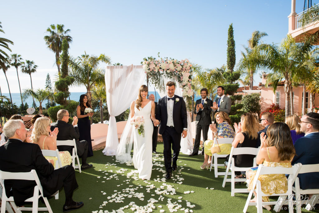 la-valencia-hotel-san-diego-wedding-photographer-0041-1024x683 La Valencia Hotel | La Jolla | Erin + Federico’s Wedding Photography