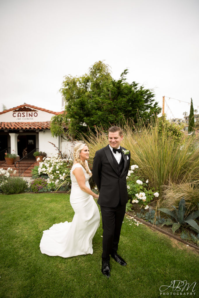 casino-san-clemente-san-diego-wedding-photographer-0022-683x1024 Casino San Clemente | San Clemente | Kelly + Tim’s Wedding Photography