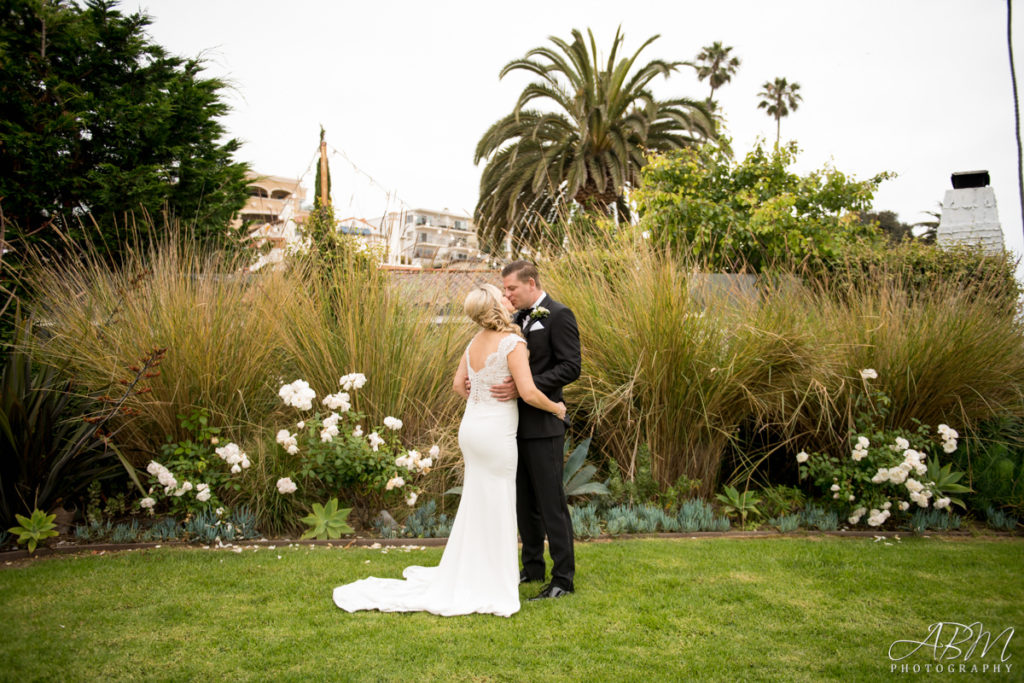 Casino San Clemente | San Clemente | Kelly + Tim’s Wedding Photography Weddings casino-san-clemente-san-diego-wedding-photographer-0024-1024x683 Casino San Clemente | San Clemente | Kelly + Tim’s Wedding Photography