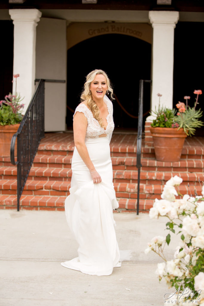 Casino San Clemente | San Clemente | Kelly + Tim’s Wedding Photography Weddings casino-san-clemente-san-diego-wedding-photographer-0034-683x1024 Casino San Clemente | San Clemente | Kelly + Tim’s Wedding Photography