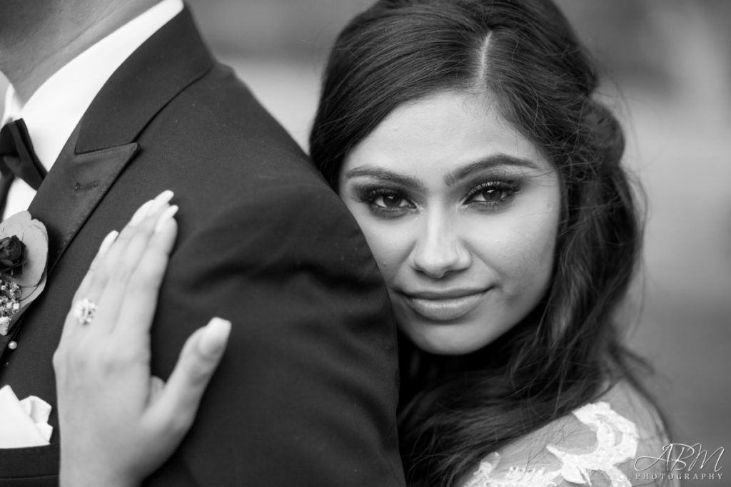 bonita-golf-course-san-diego-wedding-photographer-0035-1024x683 St. Michael's Church | Bonita Golf Course | Lupita + Oliver’s Wedding Photography