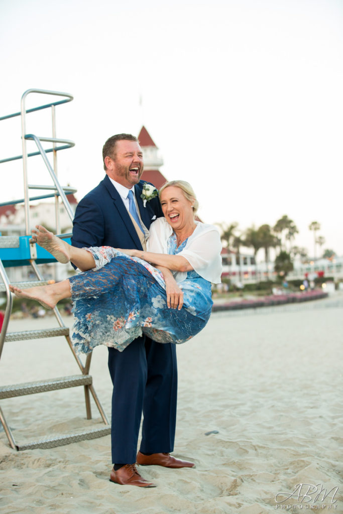 coronado-beach-elopement-san-diego-wedding-photography-0002-683x1024 Coronado Beach | Hotel Del | April + Jan’s Elopement Photography