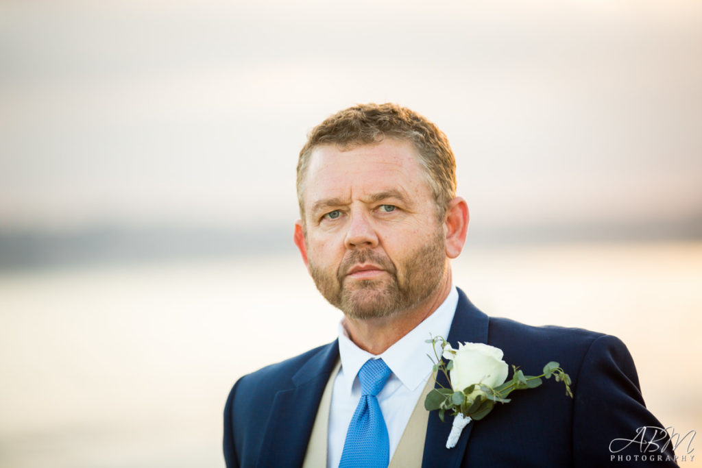 coronado-beach-elopement-san-diego-wedding-photography-0025-1024x683 Coronado Beach | Hotel Del | April + Jan’s Elopement Photography