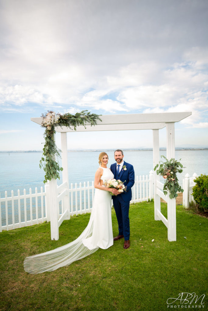coronado-yatch-club-san-diego-wedding-photographer-0036-683x1024 Coronado Cays Yacht Club | Coronado | Emily + Taylor’s Wedding Photography