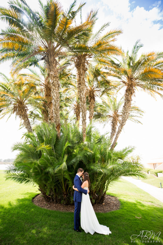 hilton-san-diego-resort-san-diego-wedding-photographer-0016-683x1024 Hilton San Diego Resort | Mission Bay | Karen + Zac’s Wedding Photography