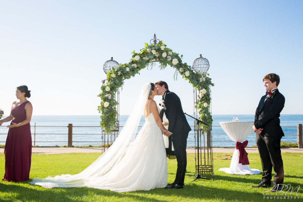 cuvier-club-san-diego-wedding-photographer-0032-1024x683 Cuvier Club | Ellen Scrips Browning Park | San Diego | Liz + Tom’s Wedding Photography