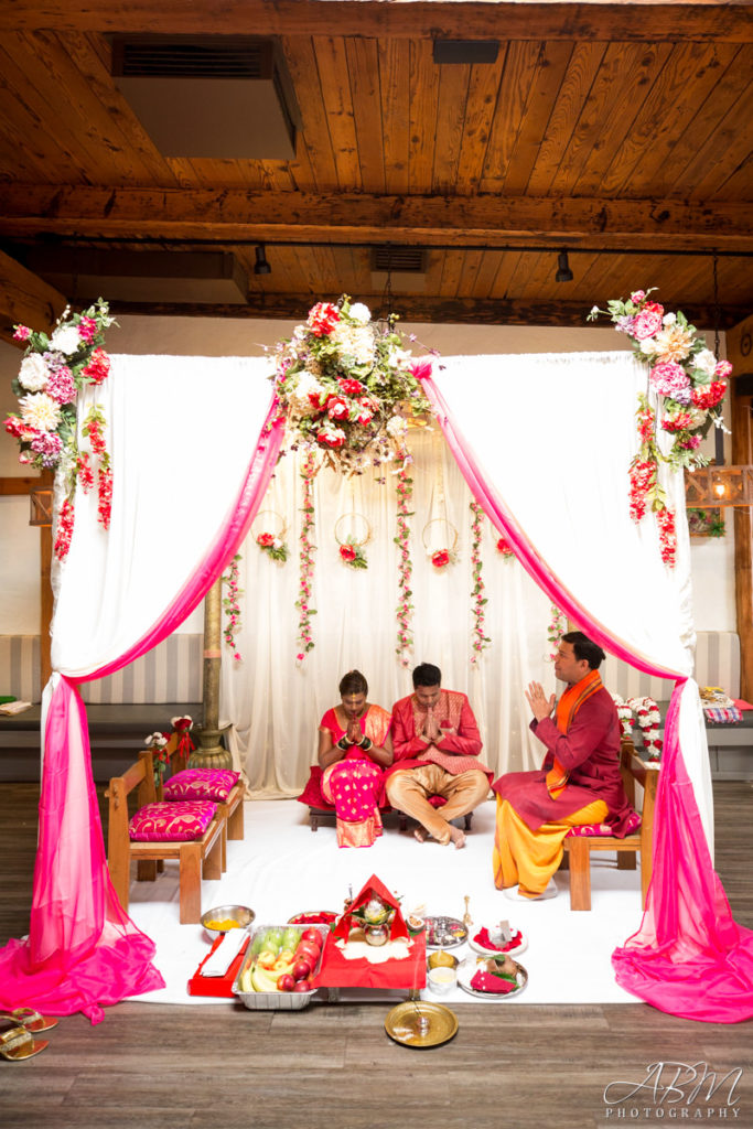 san-diego-wedding-photographer-indian0018-683x1024 Landon's East | San Marcos | Priyanka + Manas Wedding Photography