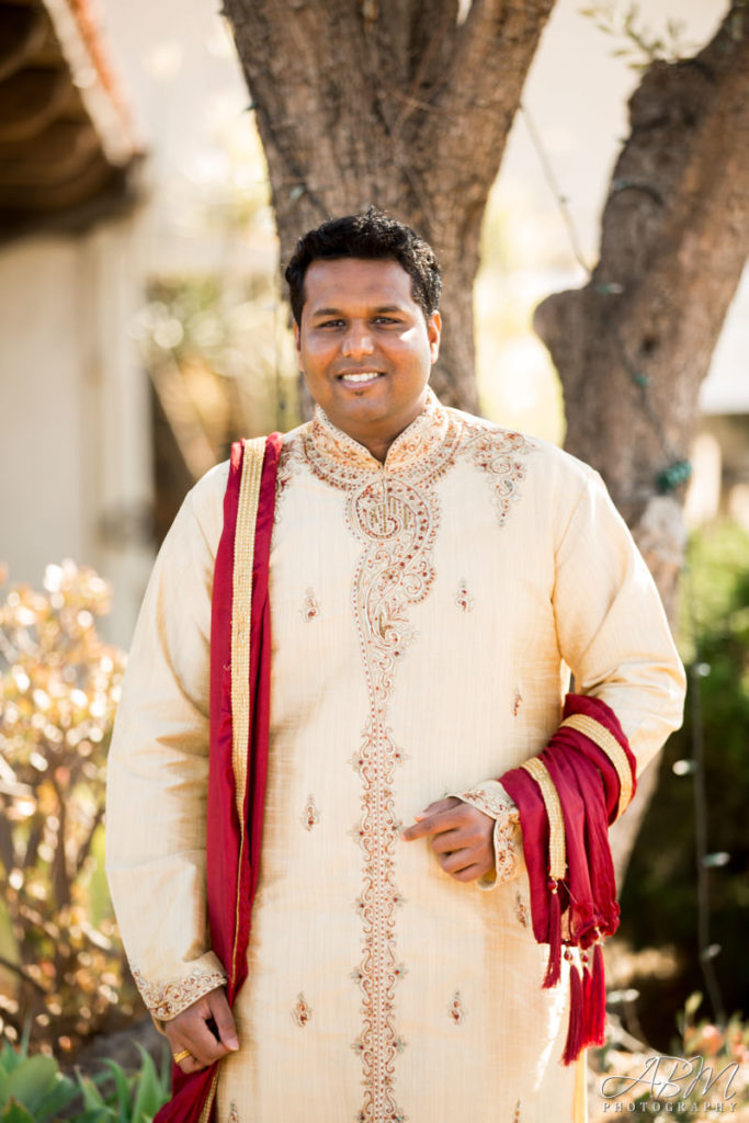 san-diego-wedding-photographer-indian0033-683x1024 Landon's East | San Marcos | Priyanka + Manas Wedding Photography