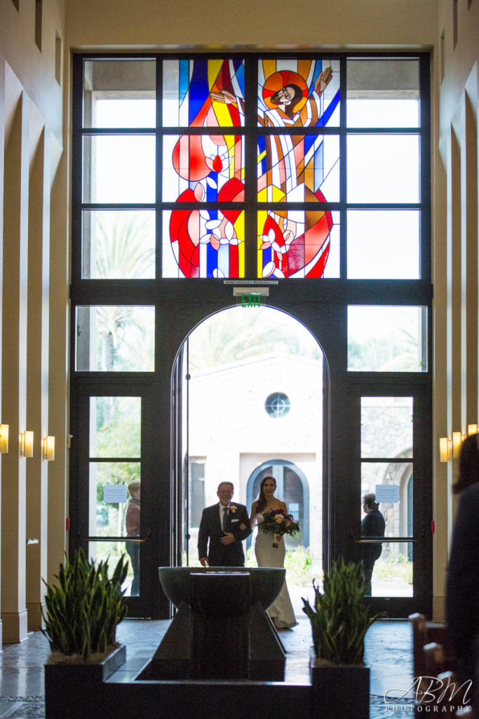 St Therese of Carmel Catholic Church | The Thursday Club | San Diego | Christina + Homer’s Wedding Photography Weddings thursday-club-san-diego-wedding-photography-0009-683x1024 St Therese of Carmel Catholic Church | The Thursday Club | San Diego | Christina + Homer’s Wedding Photography