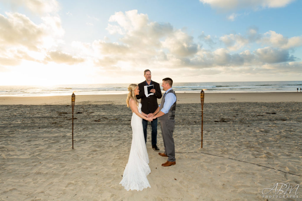 mission-beach-san-diego-wedding-photographer-0025-1024x683 Mission Beach | San Diego | Abby + Cliff’s Wedding Photography