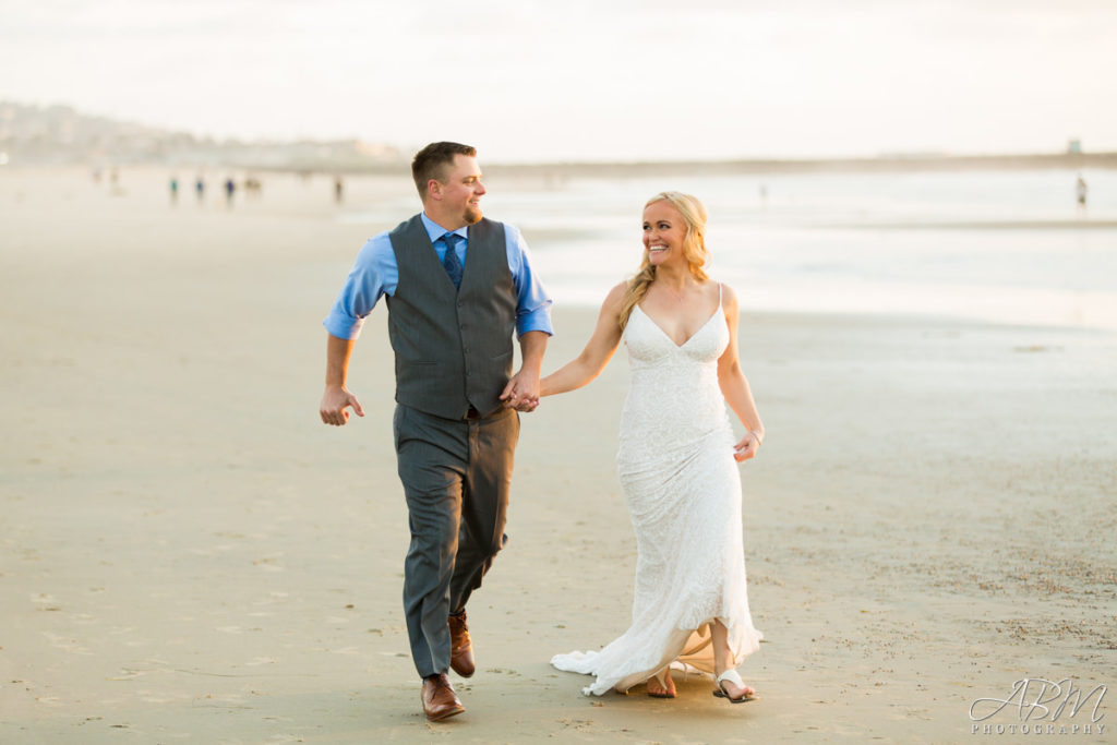 mission-beach-san-diego-wedding-photographer-0039-1024x683 Mission Beach | San Diego | Abby + Cliff’s Wedding Photography