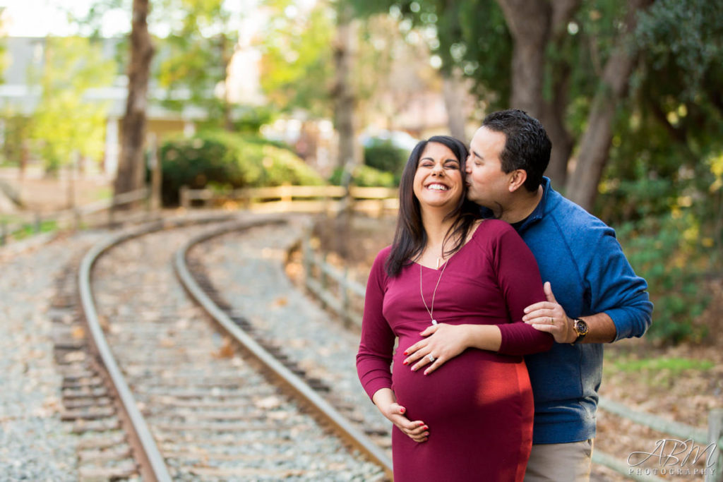 san-diego-family-photographer-old-poway-park-0003-1024x683 Old Poway Park | Poway | Kimya + Bryan’s Maternity Session