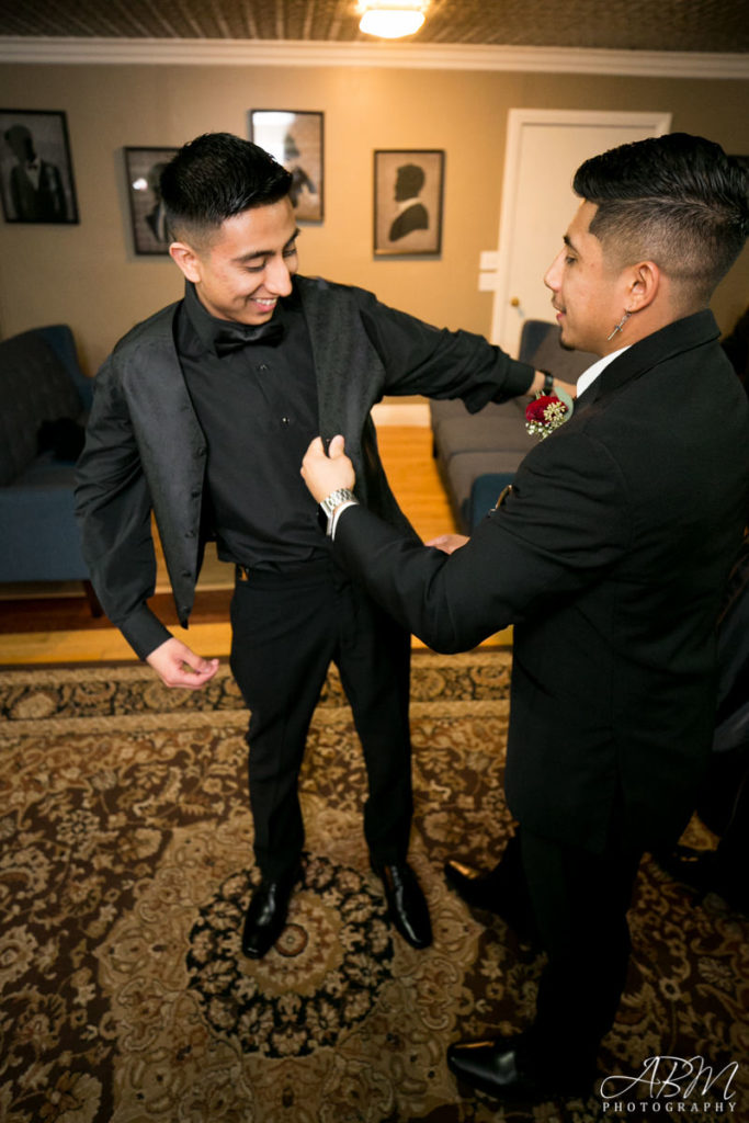 Twin Oaks | San Marcos | Moses + Isabella’s Wedding Photography Weddings twin-oaks-school-house-san-diego-wedding-photography-0016-683x1024 Twin Oaks | San Marcos | Moses + Isabella’s Wedding Photography
