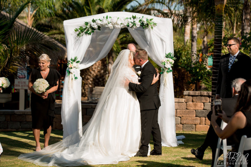 san-diego-wedding-photographer-0021-1024x683 Private Residence | La Mesa | Marybeth + Steve’s Wedding Photography
