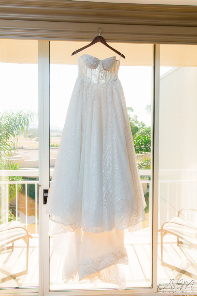 scripps-seaside-forum-san-diego-wedding-photographer-0006-683x1024 Scripps Seaside Forum | La Jolla | Katharine + Farid’s Wedding Photography