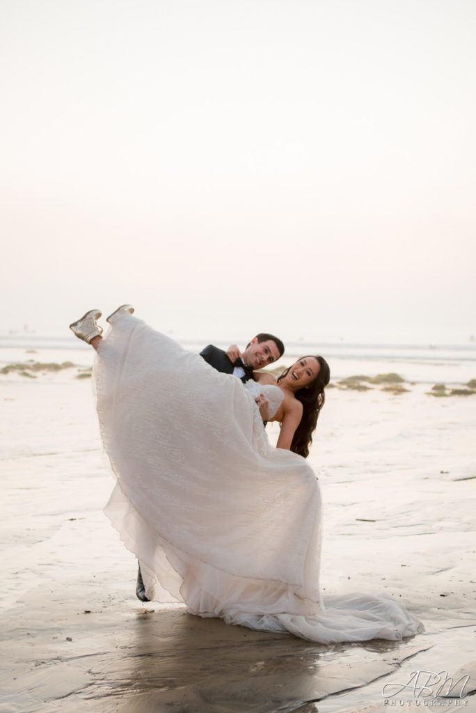 scripps-seaside-forum-san-diego-wedding-photographer-0048-684x1024 Scripps Seaside Forum | La Jolla | Katharine + Farid’s Wedding Photography