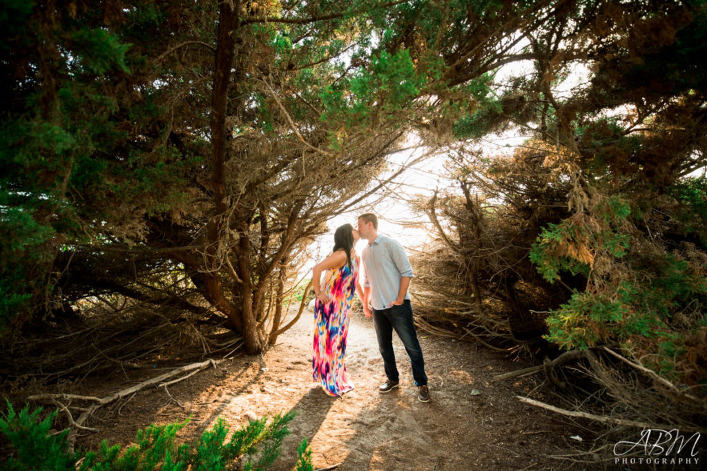 Seagrove Park | Del Mar | Samantha + Evan’s Engagement Photography Weddings seagrove-park-engagement-san-diego-wedding-photographer-0003-1024x683 Seagrove Park | Del Mar | Samantha + Evan’s Engagement Photography