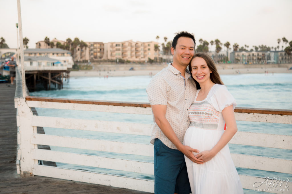 Maternity_052-2-1024x683 Scripps Pier | San Diego | Carlos + Kathy’s Maternity + Newborn Photography