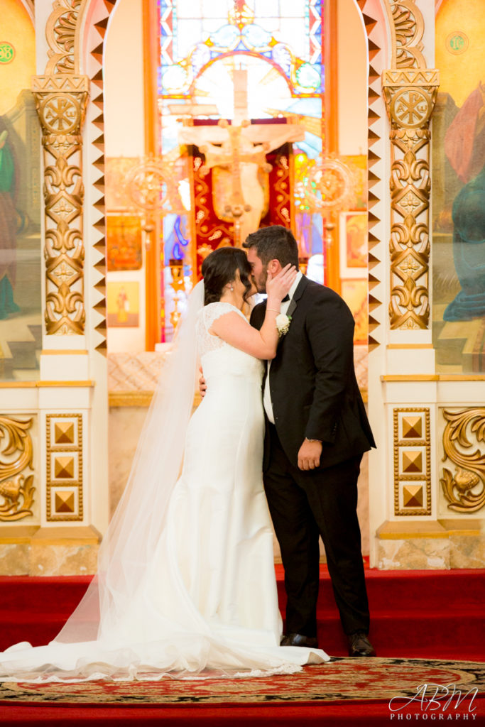 catamaran-resort-san-diego-wedding-photographer-0039-683x1024 St Spyridon Greek Orthodox Church | Catamaran Resort | Mission Bay | Alexander + Michelle’s Wedding Photography