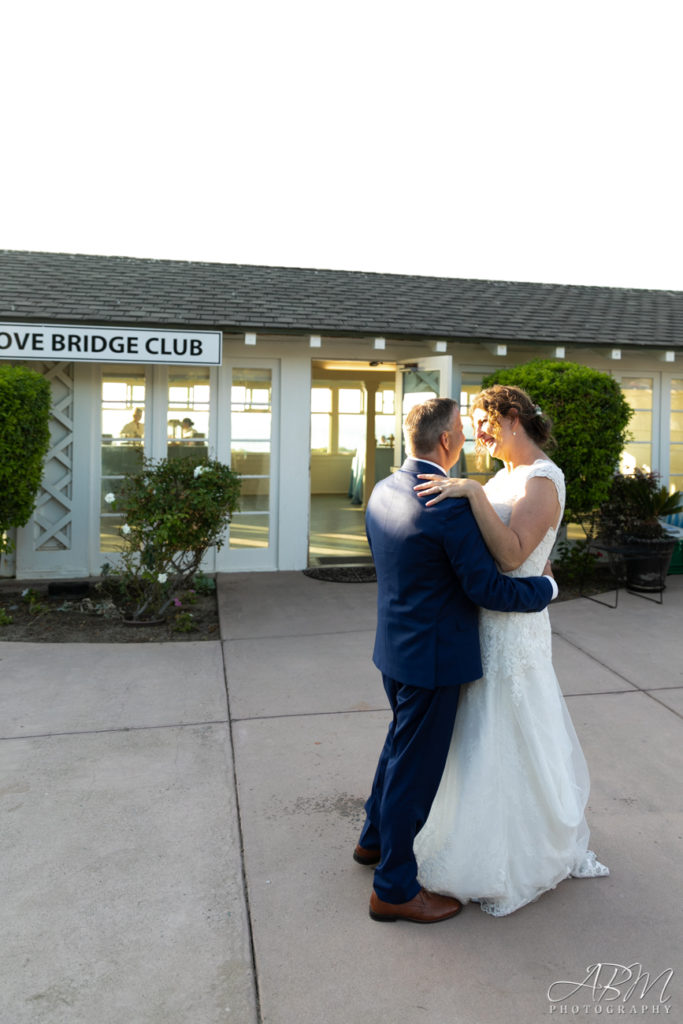 la-jolla-cove-bridge-club-san-diego-wedding-photographer-0035-1-683x1024 La Jolla Cove Bridge Cove | La Jolla | Brian + Jean’s Wedding Photography