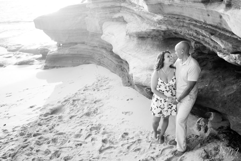 La Jolla Cove | La Jolla | Marissa + Joseph’s Engagement Photography Engagements la-jolla-cove-san-diego-wedding-photographer-0002-1024x683 La Jolla Cove | La Jolla | Marissa + Joseph’s Engagement Photography