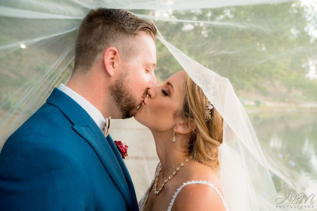 Los Willows Wedding Estate | Fallbrook | Ann Marie + Joey’s Wedding Photography Venue Spotlight Weddings los-willows-wedding-estate-san-diego-wedding-photographer-0048-1024x683 Los Willows Wedding Estate | Fallbrook | Ann Marie + Joey’s Wedding Photography