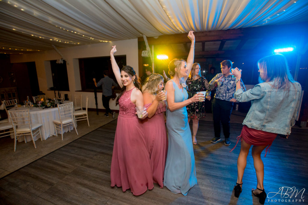Los Willows Wedding Estate | Fallbrook | Ann Marie + Joey’s Wedding Photography Venue Spotlight Weddings los-willows-wedding-estate-san-diego-wedding-photographer-0058-1024x683 Los Willows Wedding Estate | Fallbrook | Ann Marie + Joey’s Wedding Photography