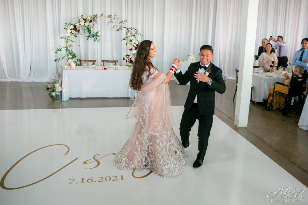 Salt Drift Pointe | Imperial Beach | Chris and Jessica’s Wedding Photography Weddings salt-drift-san-diego-wedding-wedding-photographer-0043-1024x683 Salt Drift Pointe | Imperial Beach | Chris and Jessica’s Wedding Photography