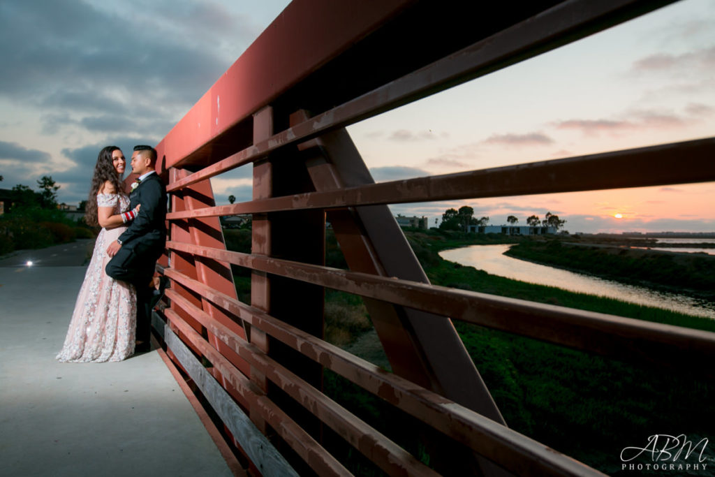 Salt Drift Pointe | Imperial Beach | Chris and Jessica’s Wedding Photography Weddings salt-drift-san-diego-wedding-wedding-photographer-0049-1024x683 Salt Drift Pointe | Imperial Beach | Chris and Jessica’s Wedding Photography