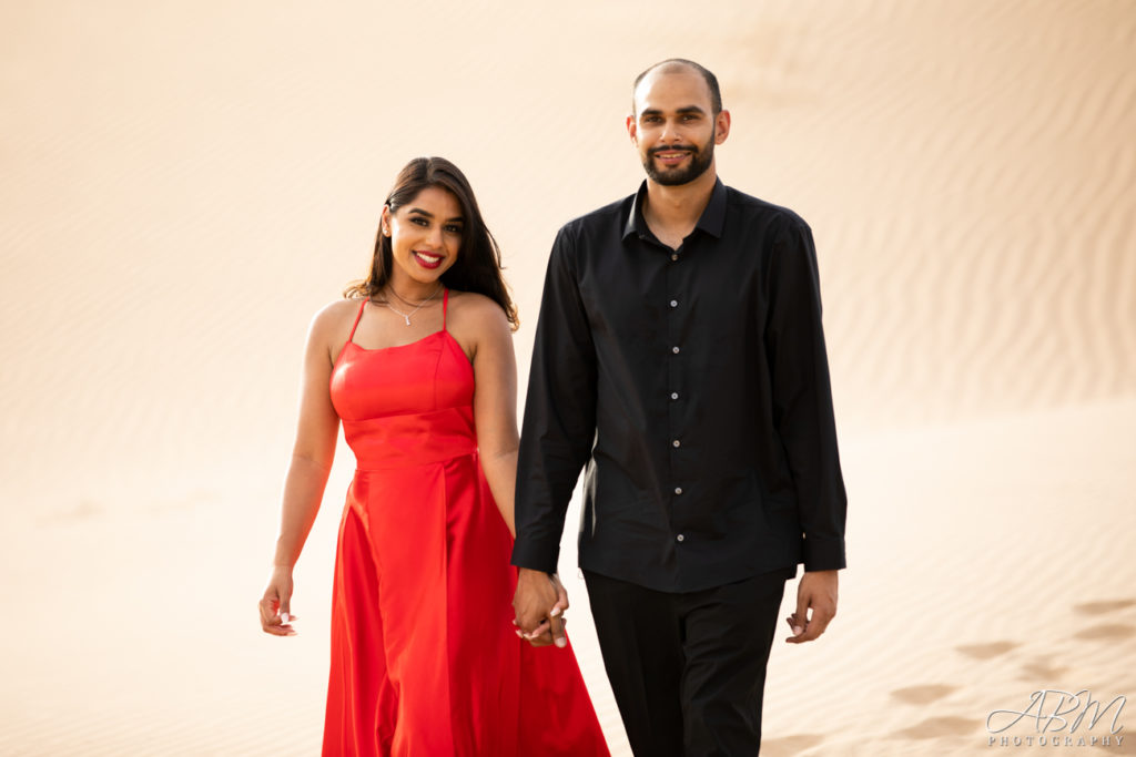 san-diego-wedding-photographer-glamis-sand-dunes-0008-1024x683 Glamis Sand Dunes | Jotika + Shernal’s Engagement Photography