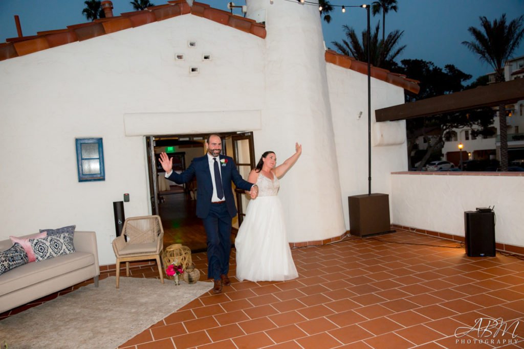 san-diego-wedding-photographer-ole-hanson-beach-club-0057-1024x683 Ole Hanson Beach Club | San Clemente | Christina + Stephen’s Wedding Photography