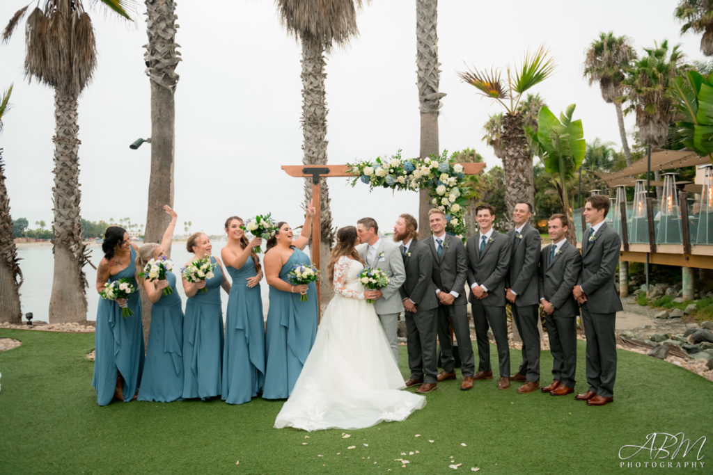 san-diego-wedding-photographer-paradise-point-0038-1024x683 Paradise Point | San Diego | Morgan + Jeremy’s Wedding Photography