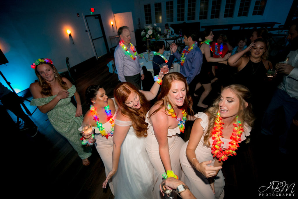 Windmill Food Hall | Carlsbad | Maddie + Matthew’s Wedding Photography Venue Spotlight Weddings san-diego-wedding-photographer-windmill-carlsbad-0048-1024x683 Windmill Food Hall | Carlsbad | Maddie + Matthew’s Wedding Photography