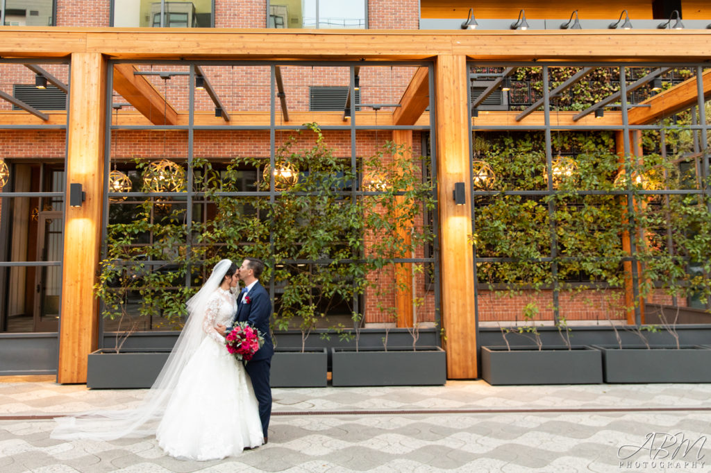 Luce on Kettner | San Diego | Bess and Rob's Wedding Photography Weddings 01-luce-on-kettner-san-diego-wedding-photographer-041-1024x682 Luce on Kettner | San Diego | Bess and Rob's Wedding Photography