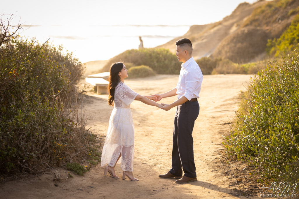 02Hsieh_E_062-1024x683 Liberty Station | Sunset Cliffs | Katherine and Patrick's Engagement Photography
