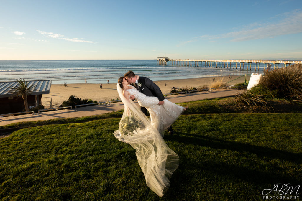 04-scripps-seaside-forum-san-diego-wedding-photography-055-1024x682 Scripps Seaside Forum | La Jolla | Shelby and Gregory's Wedding Photography