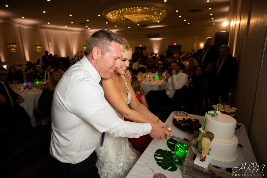 Margaritaville Resort | Palm Springs | Elyse and Zarek's Wedding Photography Weddings Zarek_W_0766-1024x682 Margaritaville Resort | Palm Springs | Elyse and Zarek's Wedding Photography