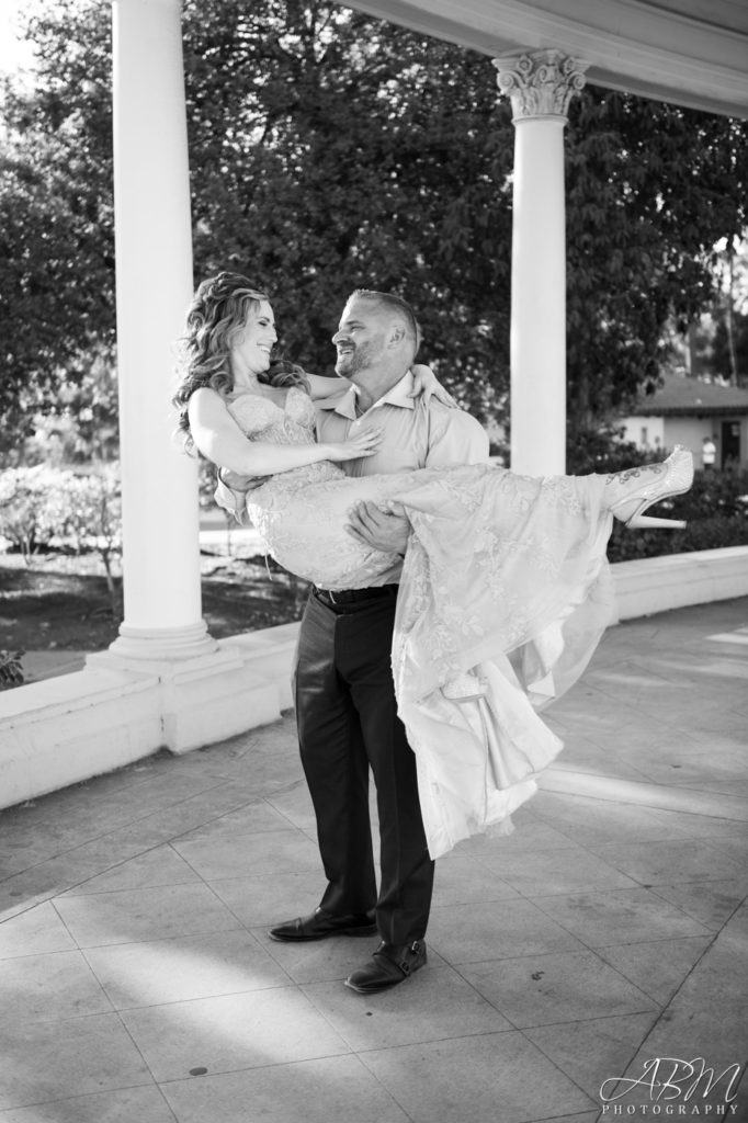Balboa Park | San Diego | Aaron and Heather's Engagement Photography Weddings balboa-park-san-diego-engagement-photography-017-682x1024 Balboa Park | San Diego | Aaron and Heather's Engagement Photography