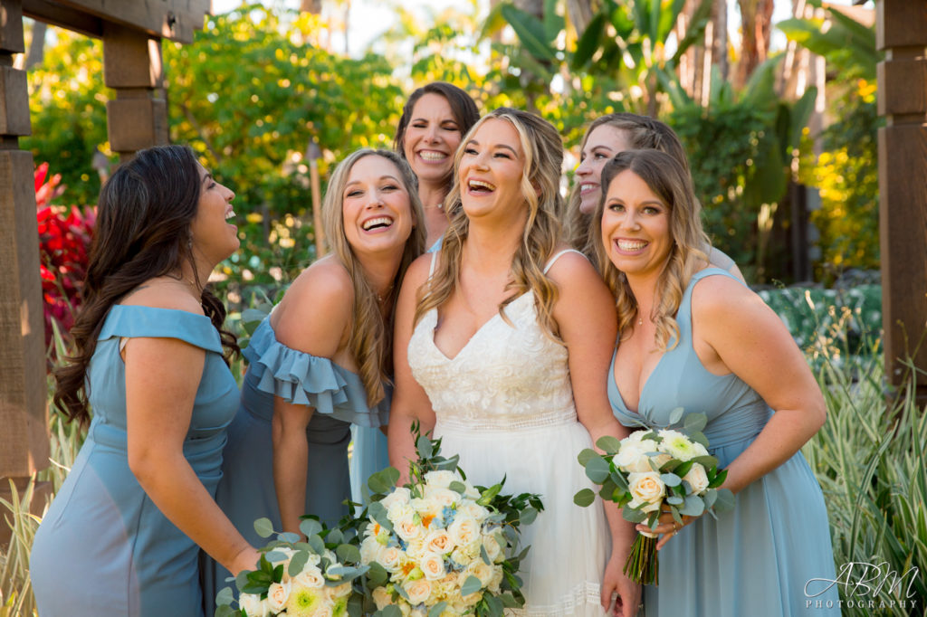 Bali Hai | San Diego | Lindsey + Tim’s Wedding Photography Weddings bali-hai-san-diego-wedding-photography-0018-1024x682 Bali Hai | San Diego | Lindsey + Tim’s Wedding Photography