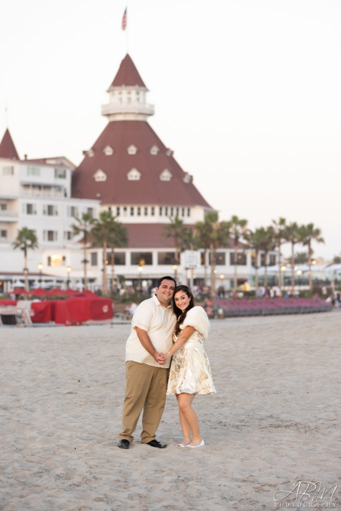 hotel-del-coronado-san-diego-engagement-photographer-019-683x1024 Hotel Del Coronado | Coronado | Austin and Rachel's Engagement Photography